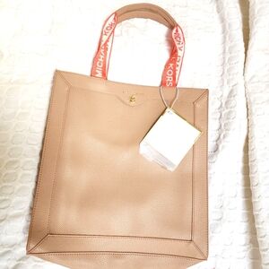 NWT Women's Michael Kors Beauty Medium Blush Faux Pebbled Leather & Suede Tote